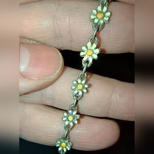 Vintage Silver Tone & White Enamel Tiny Daisy Chain Bracelet